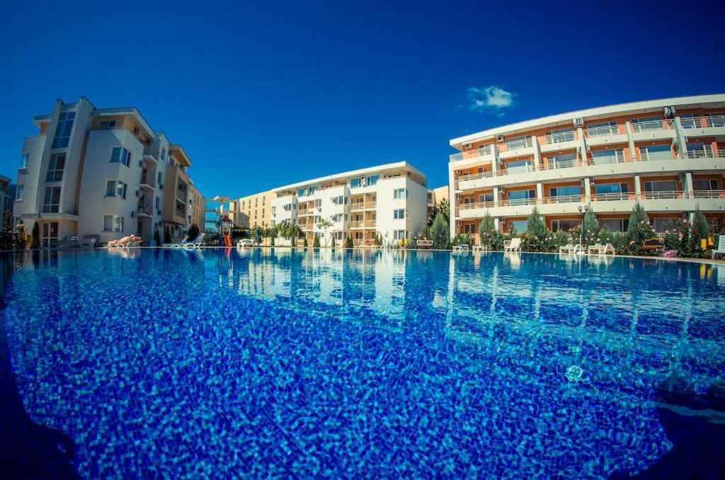 Apartment In Nessebar Fort Club Sunny Beach Exterior foto